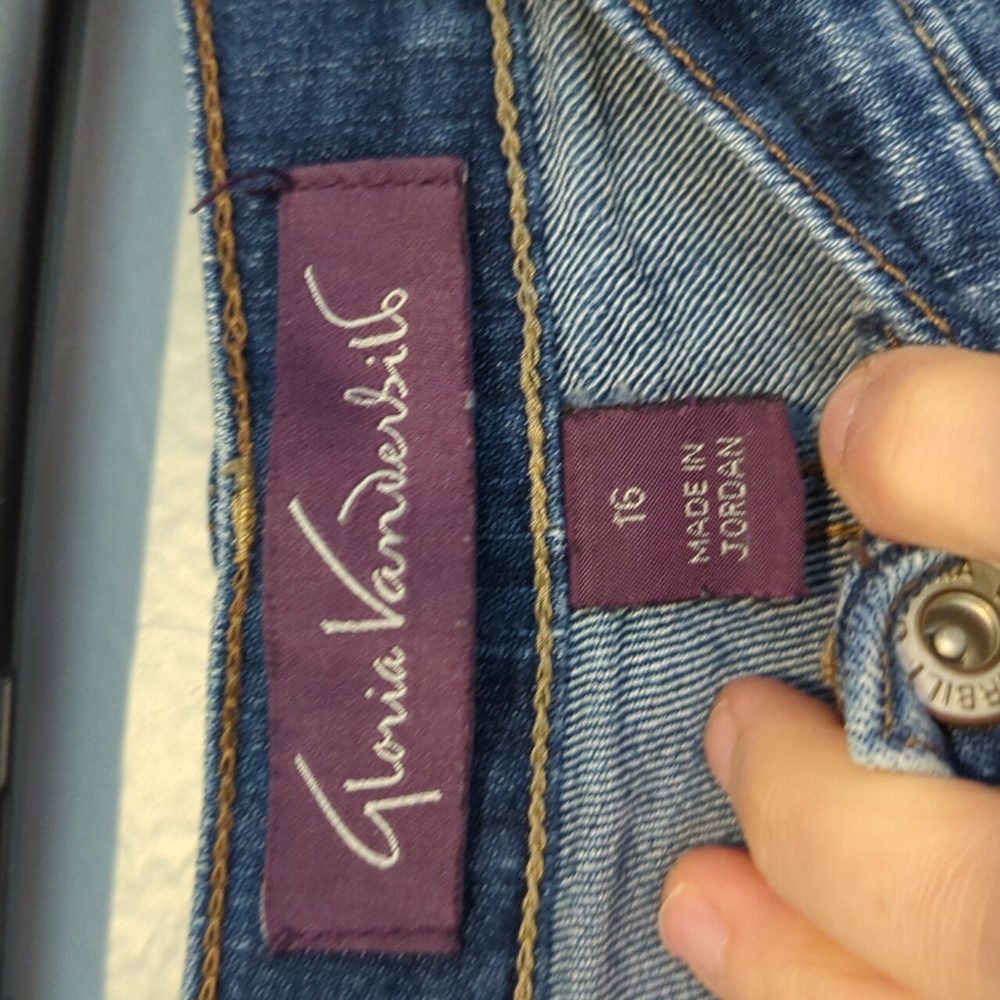 Gloria Vanderbilt Amanda Skimmer Denim Jeans Capri Pants Size 16 - Picture 2 of 9